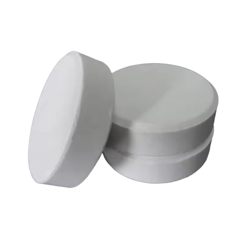 Ποιος βασικός ρόλος παίζει το TCCA (Trichloroisocyanuric Acid) στην επεξεργασία και την απολύμανση του νερού;